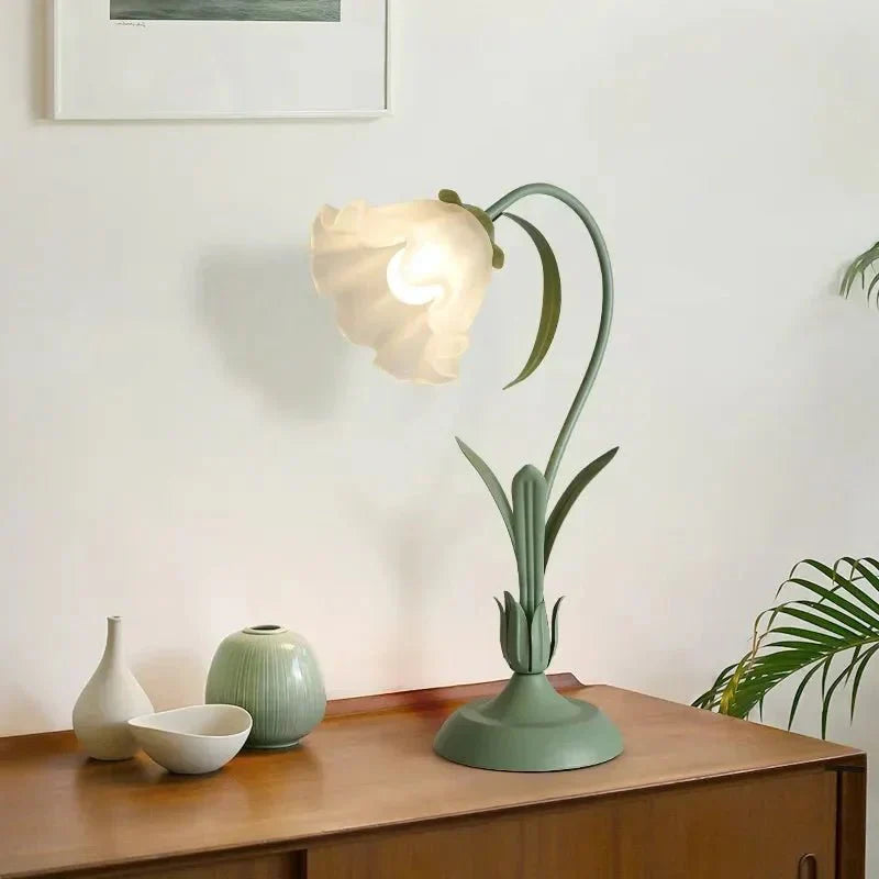 Flower Table Lamp | Curved Stem Design-Table Lamp-werune.com