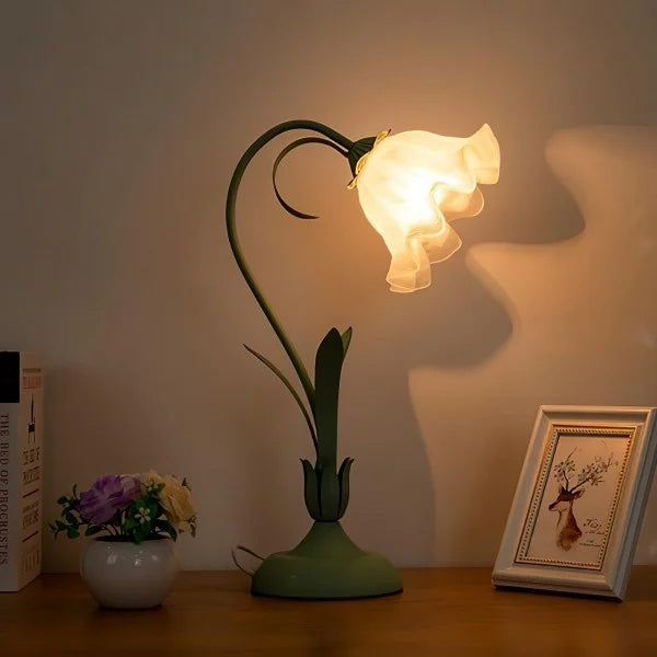 Flower Table Lamp | Curved Stem Design-Table Lamp-werune.com