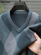 Argyle V-Neck Jumper Knitted Men's Sweater – Casual, Office, Autumn Layering, Gift