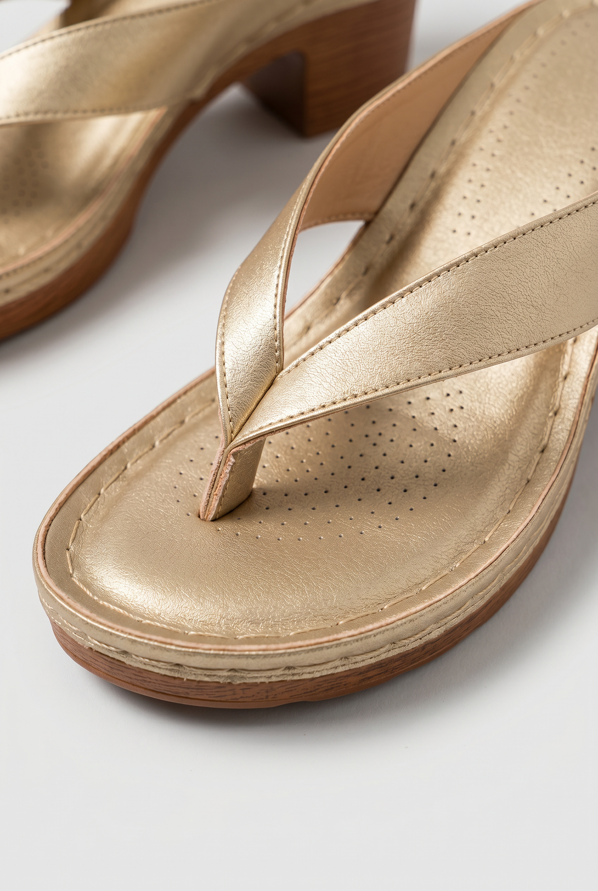 Block Heel Thong Sandals Gold Platform Women's – Casual, Office, Holiday, Gift · Werune