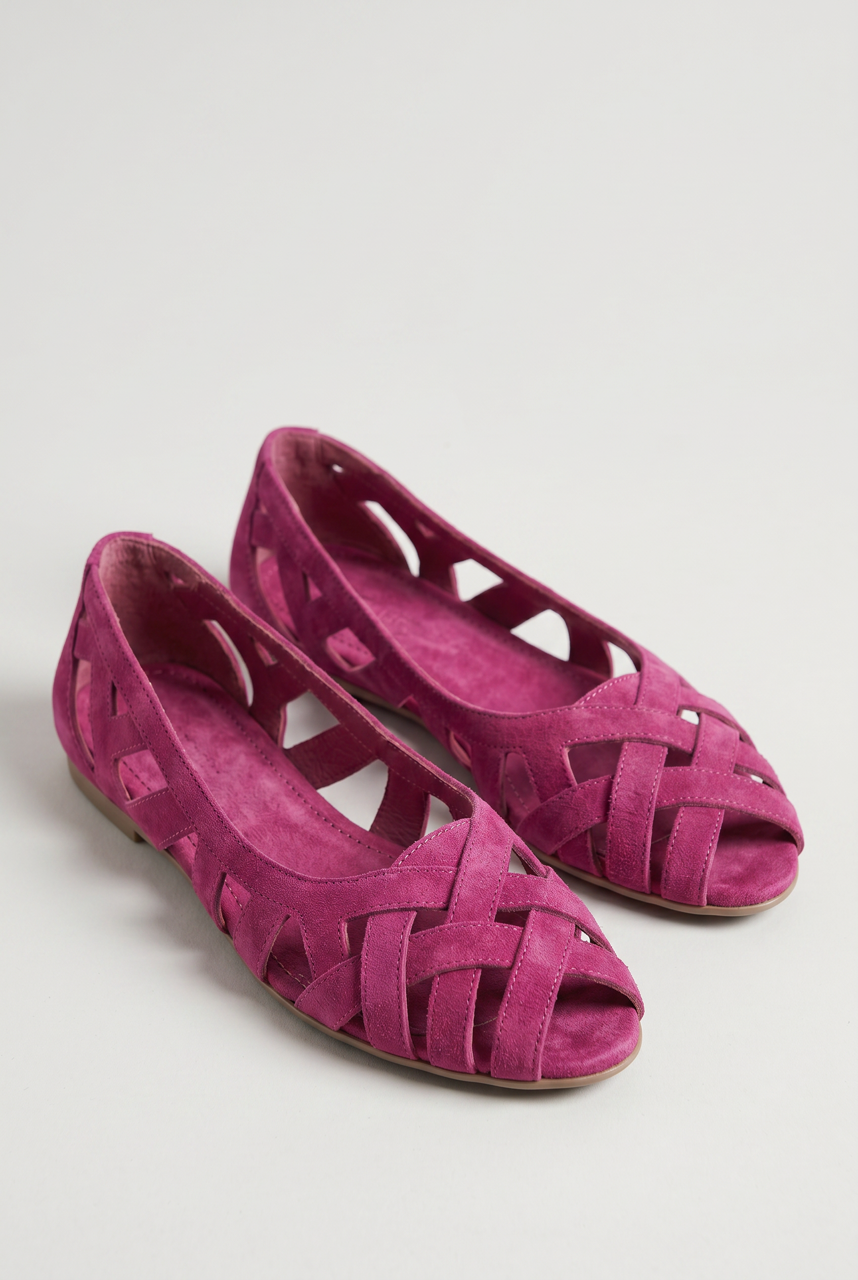 Cut-Out Flat Sandals Suede Pink Women's Closed Toe – Casual Summer Comfort Walking, Everyday Footwear