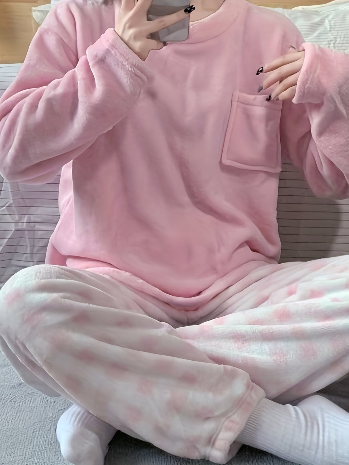 Fleece Pyjama Set Women's Pink Long Sleeve Top & Checked Lounge Trousers – Sleepwear, Home, Cosy, Gift