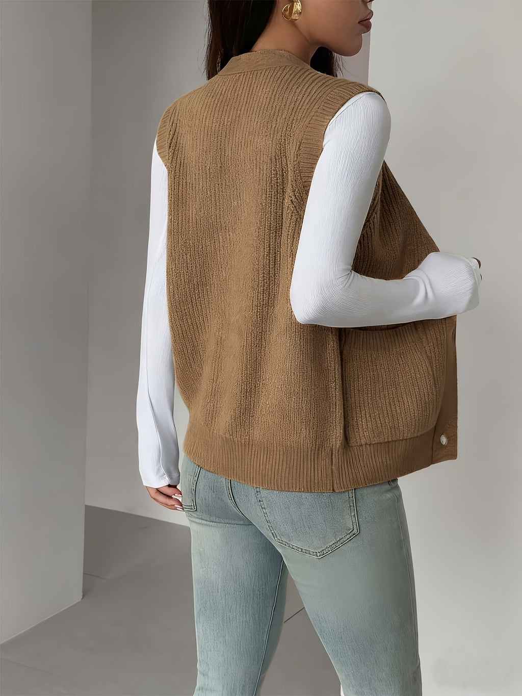 Knit Vest Women's Grey V-Neck Button-Up Sleeveless Cardigan with Pockets – Casual, Office Layering