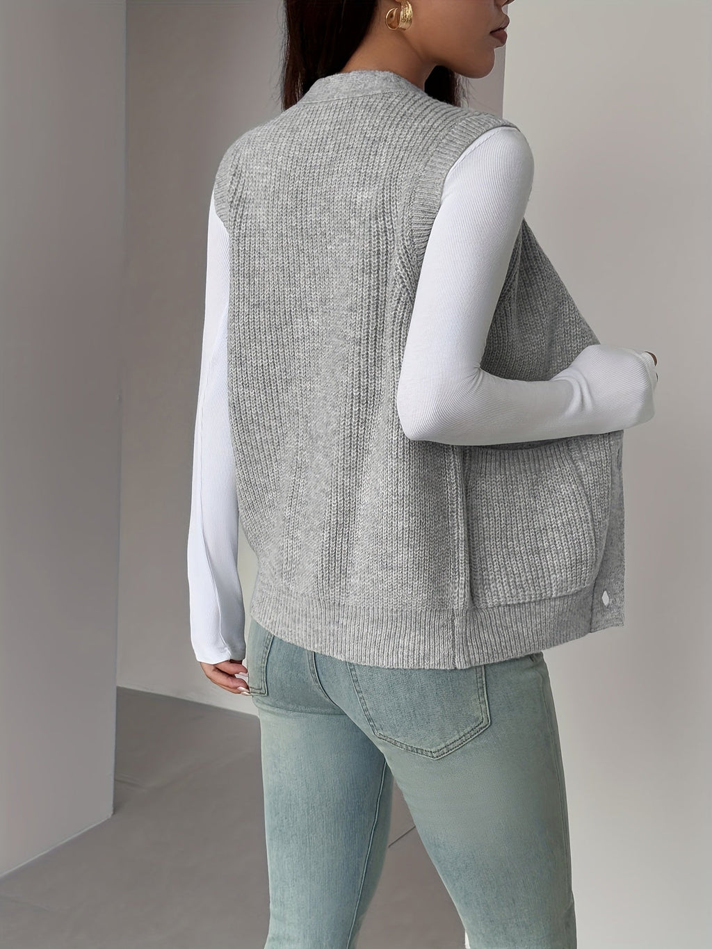 Knit Vest Women's Grey V-Neck Button-Up Sleeveless Cardigan with Pockets – Casual, Office Layering