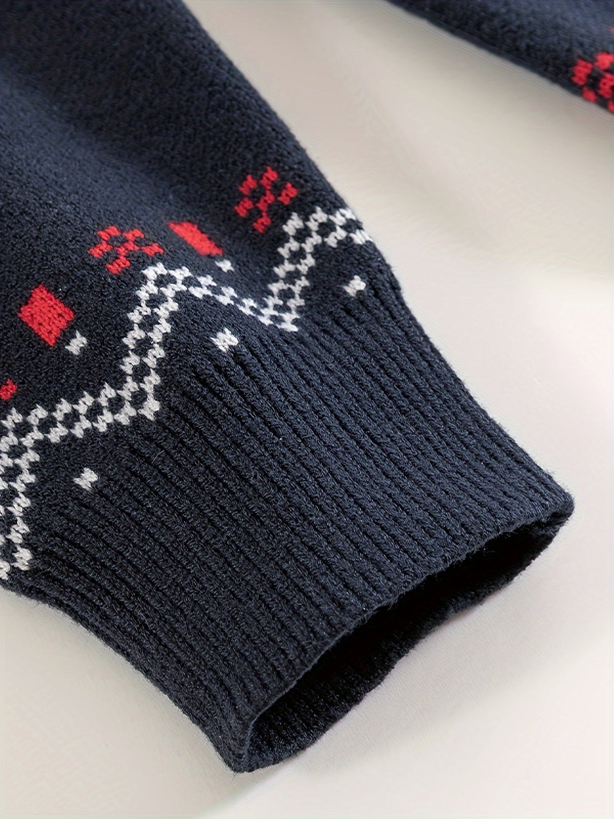 Knitted Jumper Fair Isle Snowflake Pattern Navy Men's Crew Neck – Casual, Christmas, Winter, Holiday Gift