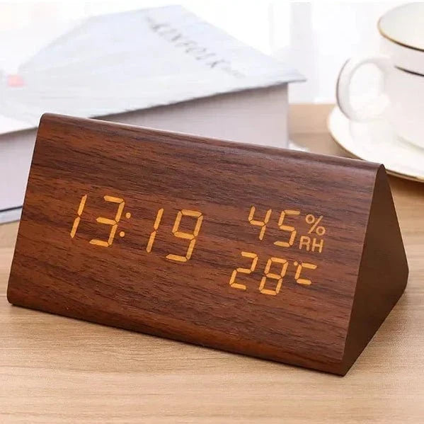 Modern LED Alarm Clock | Temperature Display · Werune