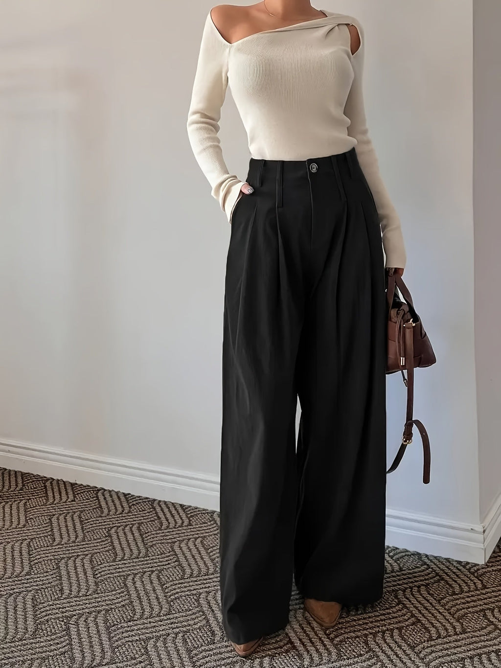 Pleated Wide-Leg Trousers Black High-Waist Women's – Office, Casual, Everyday, Smart Workwear