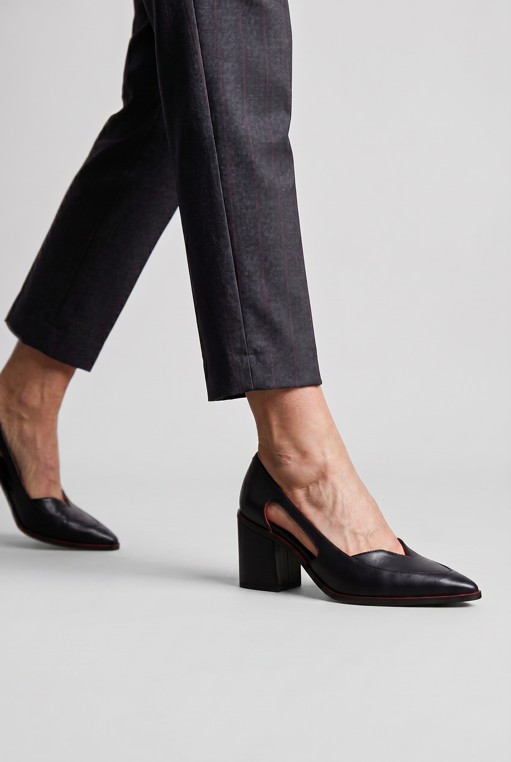 Pointed Toe Court Shoes Black Leather Block Heel Women's – Office, Casual, Gift · Werune