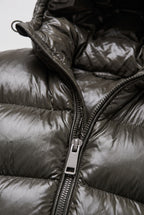 Puffer Jacket Men's Hooded Olive Green Glossy Zip-Front – Casual, Winter Outdoor, Everyday Warmth