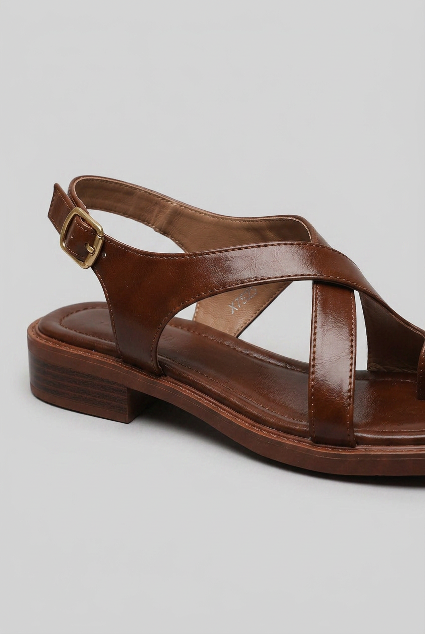 Sandals Women's Brown Faux Leather Cross Strap Flat Toe Ring – Casual, Holiday · Werune