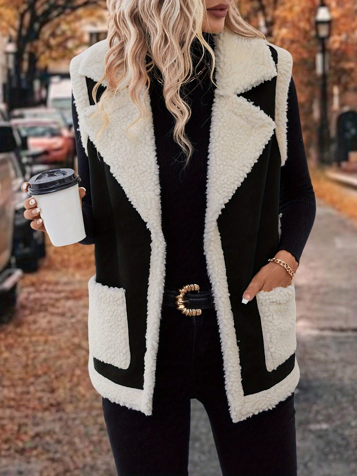 Sleeveless Fleece Vest Women's Faux Suede Lapel Gilet with Pockets – Casual, Winter, Everyday, Gift