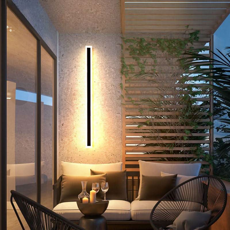 Outdoor Wall Light | Vertical LED Strip Design - Werune