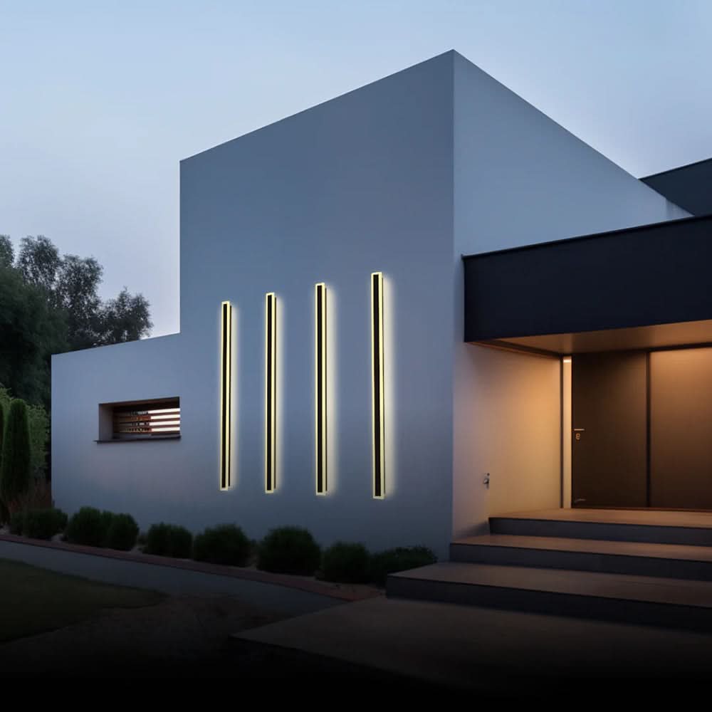 Outdoor Wall Light | Vertical LED Strip Design - Werune